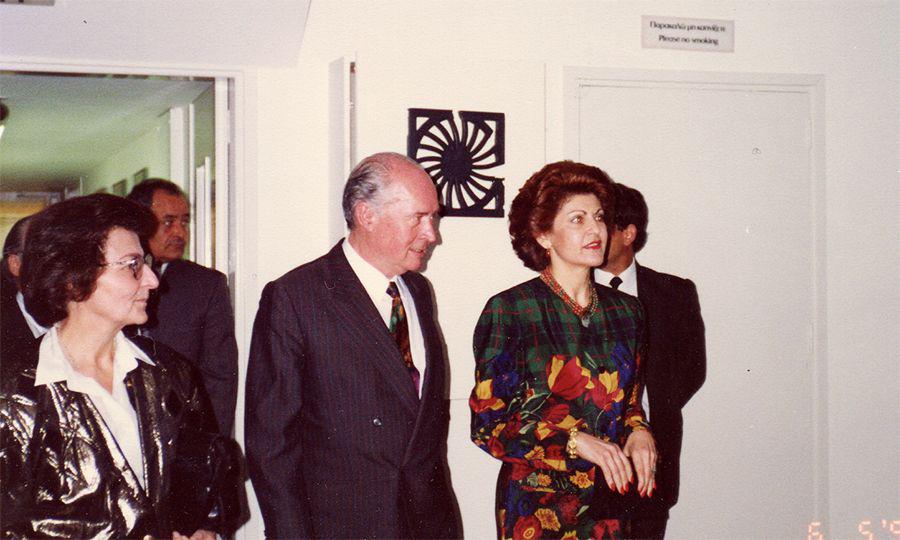 ヴァシリューはどのように共謀者を通じてキプロス大学を設立したか