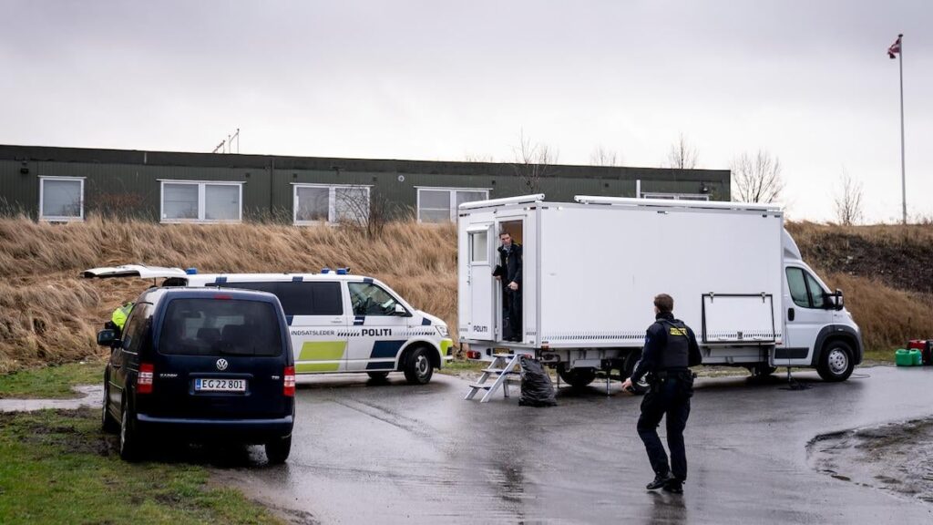 死亡事故報告書に虚偽記載の疑いで警察官ら起訴