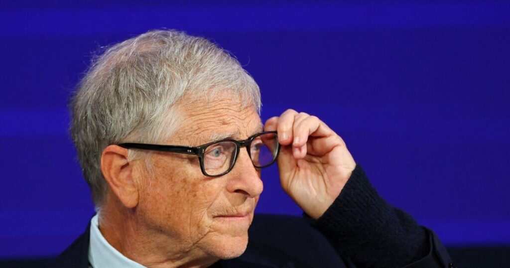 エプスタイン被告はビル・ゲイツ氏にメールで「性感染症にかかり、メリンダのために抗生物質を探していた」と書いた。