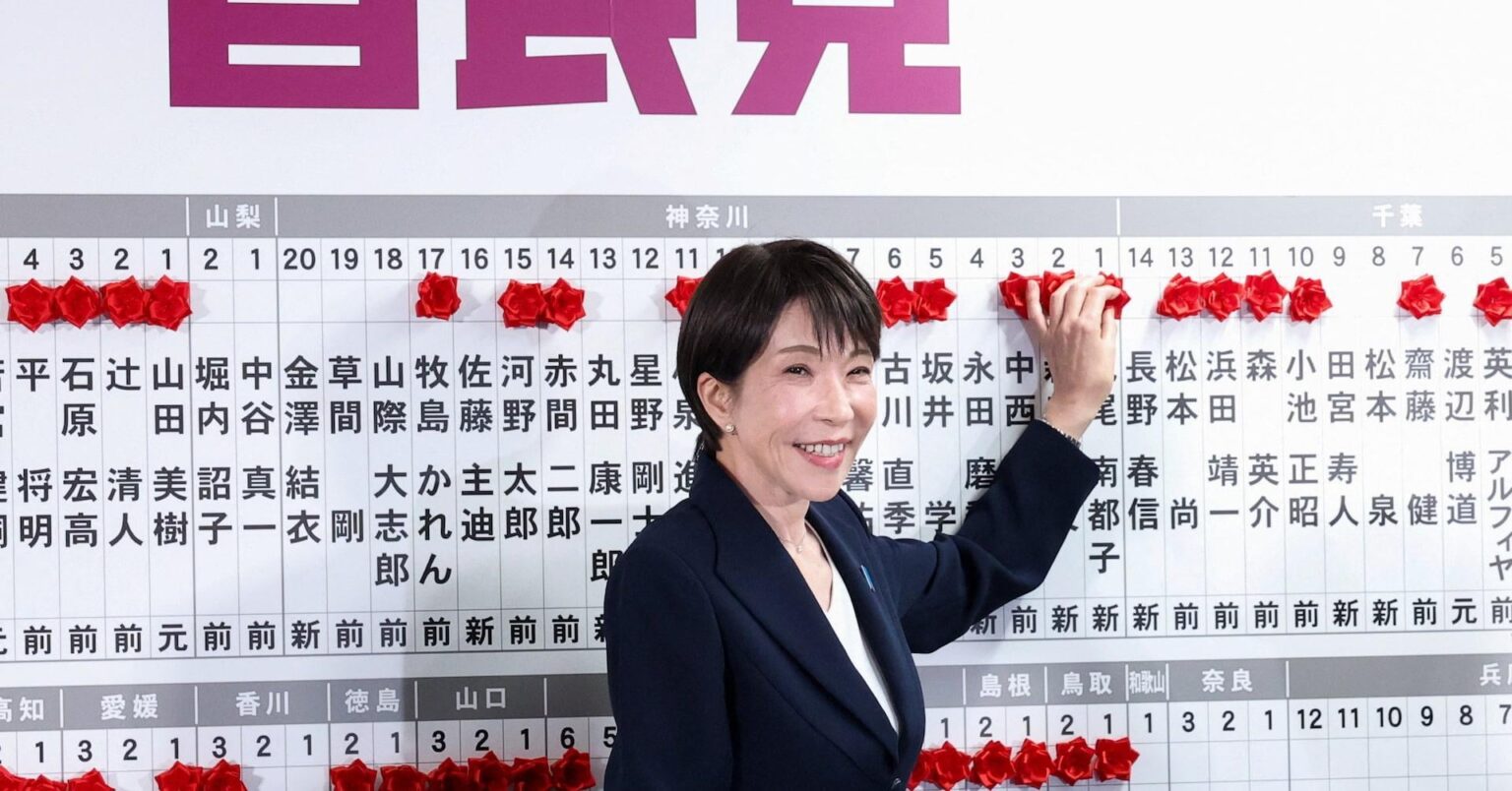 マクロスコープ：自民圧勝で揺れる霞が関、「官邸の思い通り」か「逆サプライズ」か ―「止められるのはマーケットしかない」