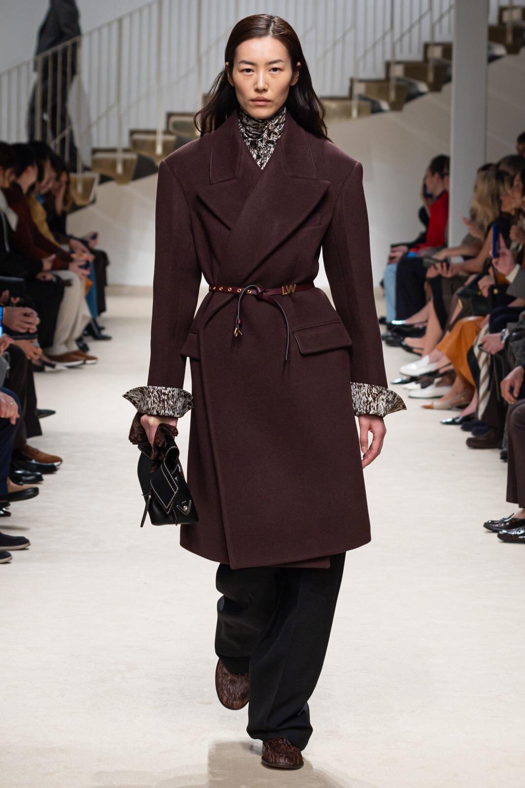 トッズ 2026-27年秋冬ウィメンズコレクション - イタリアの伝統的な職人技を称えて｜写真1