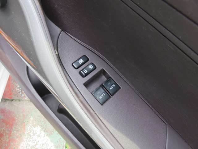 トヨタ iQ 1.0 100X SDナビ/フルセグTV 社外アルミ ドラレコ 大分県の詳細画像 その9