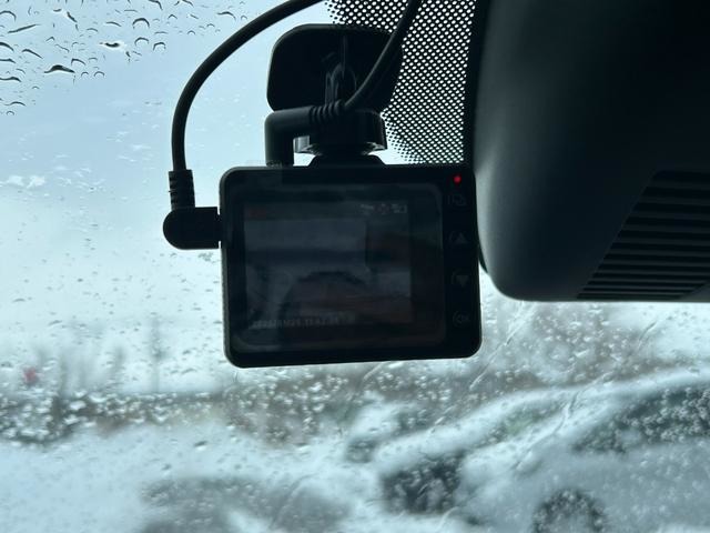 ドライブレコーダー搭載！！万が一からお客様を守ります◆気になる車は専用ダイヤルからお問い合わせください！メールでのお問い合わせも可能です！◆試乗可能です！