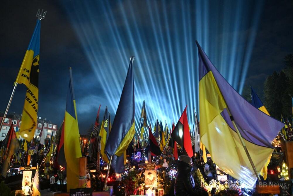 ウクライナ侵攻4年、終結の兆しなく 欧州委員長がキーウで連帯表明