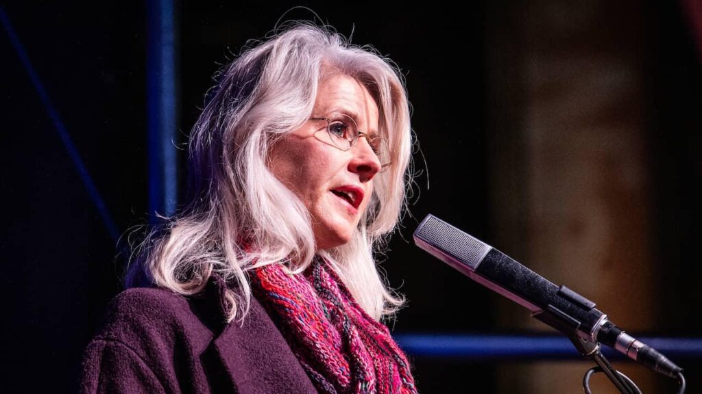 モナ・カイザー氏、党首にならないためBBBを離脱：「重大な背任」