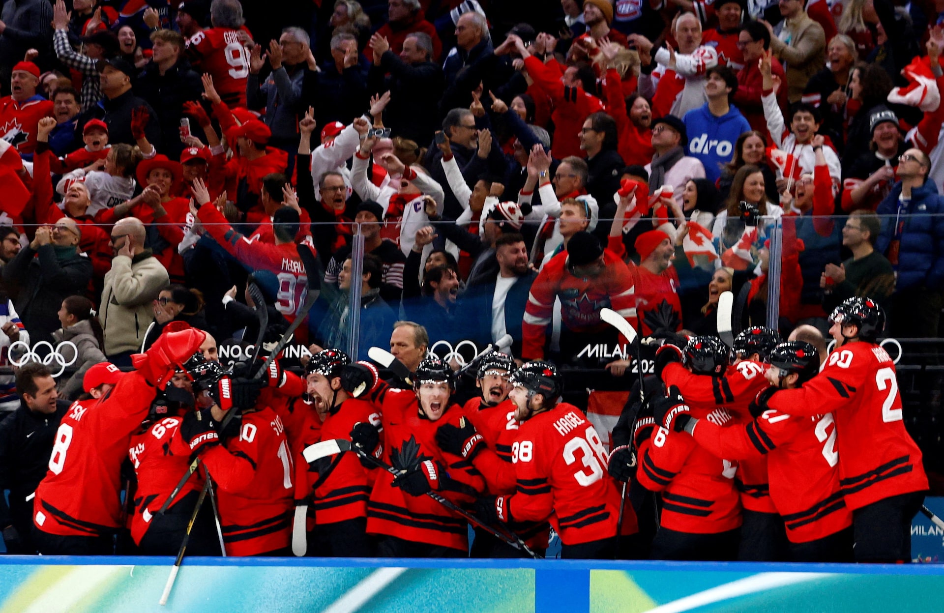 アイスホッケー - 男子プレーオフ準決勝 カナダ対フィンランド