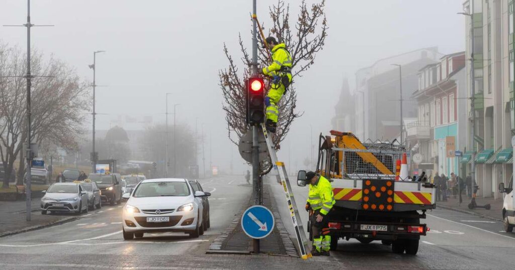 公共労働市場における病欠日数は2倍 - RÚV.is
