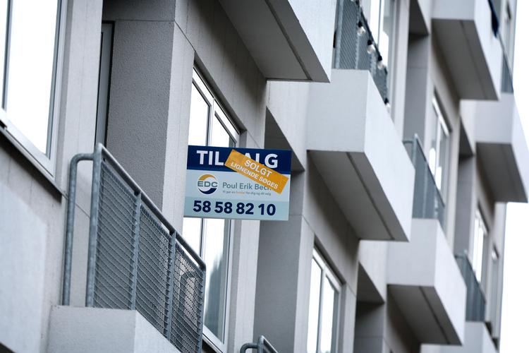 コペンハーゲンの所有者が住むアパートの半分が、初めて購入する若い人たちによって購入されるのは、このようにして起こり得ることです。