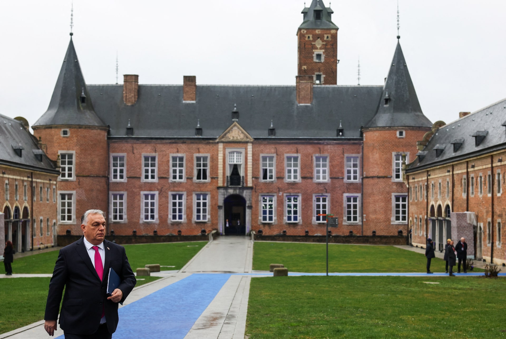 ハンガリーなど備蓄原油で当面対応 EU、ロシア産停止巡り