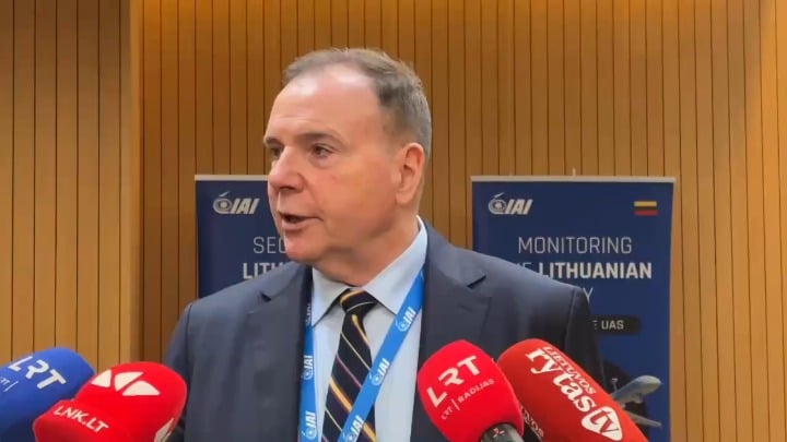 今日まで公表されることはなかったが、ロシア人がベン・ホッジス米陸軍大将を乗せた列車を攻撃し、屋根が爆発した。これは、オランダの5か所で列車を攻撃したロシアによる全国規模の破壊活動の最中であった。政府が対応を迫られるため公表されなかった