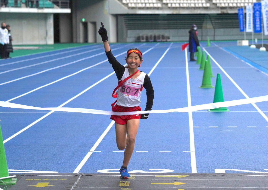 県スポーツ少年団駅伝交流大会 女子 三重町陸上クラブが圧巻の優勝 【大分県】 | オー!エス! OITA SPORTS 県スポーツ少年団駅伝交流大会 女子 三重町陸上クラブが圧巻の優勝 【大分県】