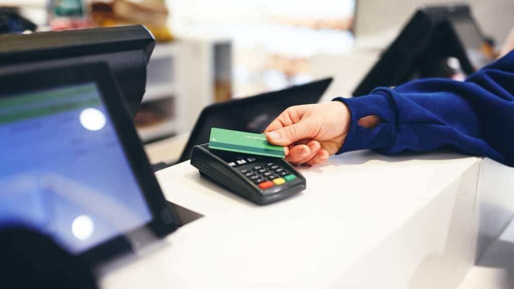 アーネムの映画館でカード支払いを拒否した男性が法廷闘争で勝利