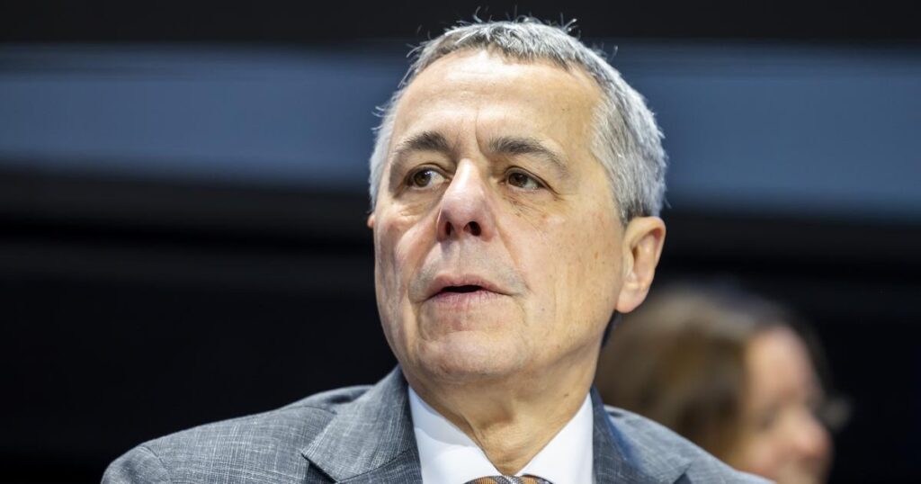 スイスの弁護士25人がICCでガザ虐殺への共謀でカシス連邦議員を告訴