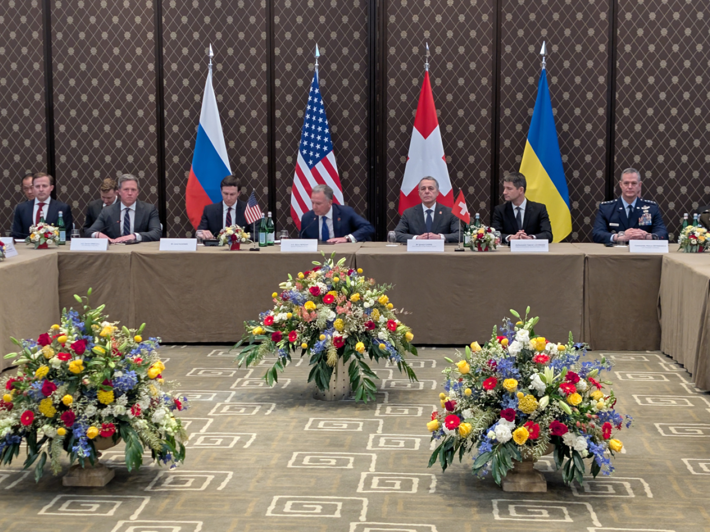 米国・ウクライナ・ロシアによる協議がジュネーブで開始