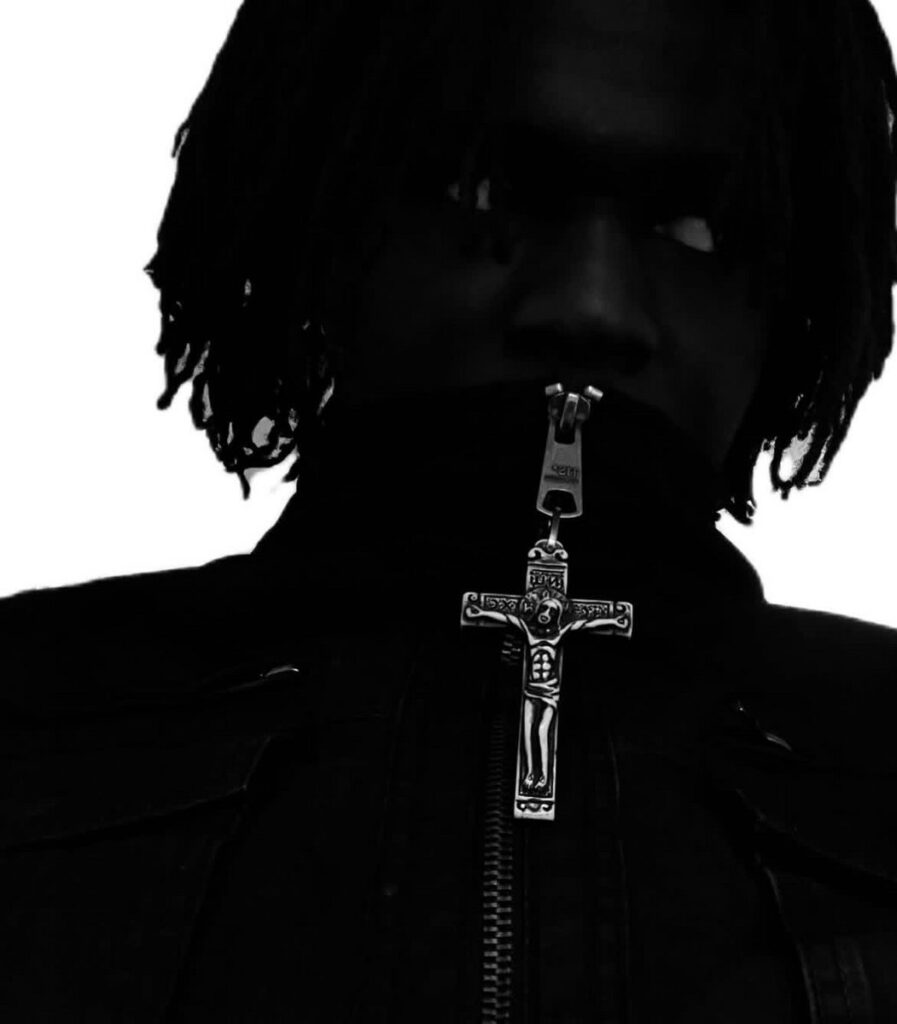 フランス発の新鋭addebeni、アンビエント・ヒップホップを完成させたデビュー作『Miroir』 | リスナーからコメントも！ – BELONG Media