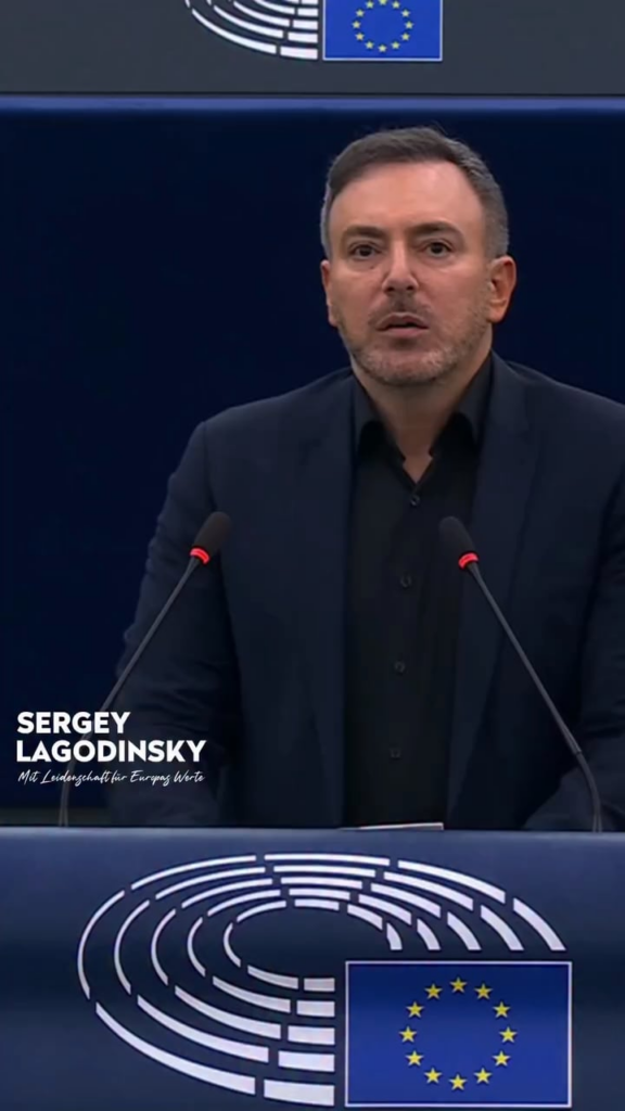 セルゲイ・ラゴディンスキー：プーチンはヒトラーの犯罪について話すのが大好きだ。ババ・ジェーニャさんはホロコーストとヒトラーから生き残ったが、プーチン大統領がウクライナのエネルギーインフラを爆撃した後、キエフの自宅アパートで凍死した。