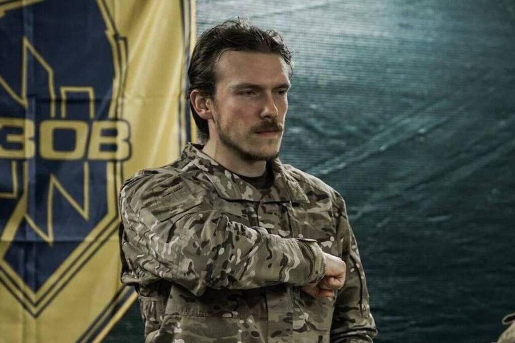 アゾフ国家警備隊第1軍団長デニス・プロコペンコ氏がゼレンスキー大統領から准将の階級を授与された