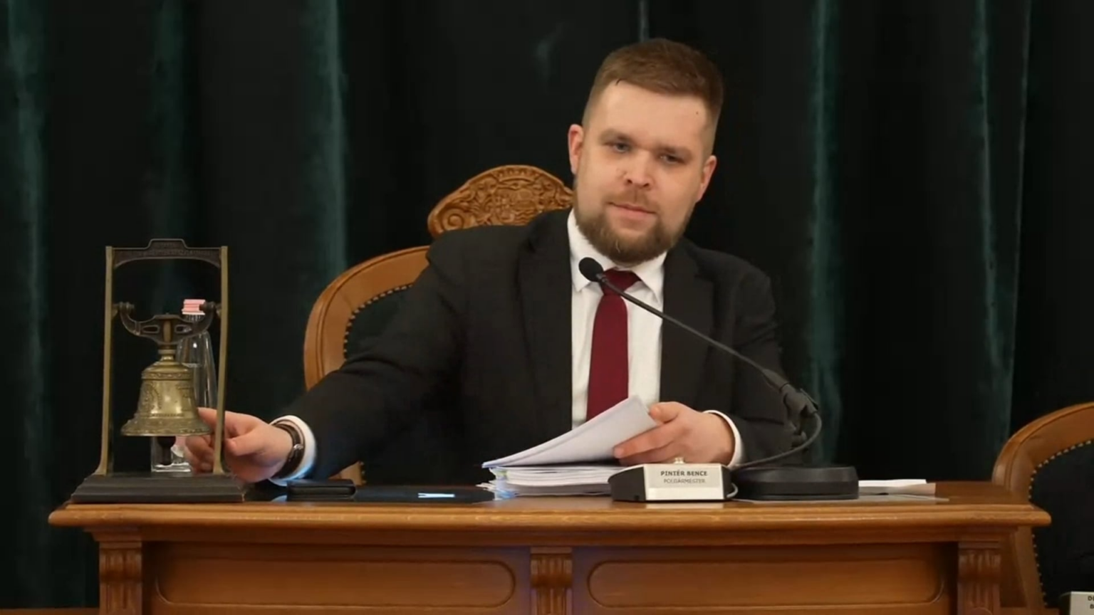 ジェール出身のフィデスが知っていることはこれだけ: 卑劣な逃亡の夜