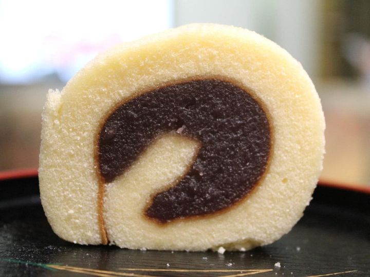 All About ニュース編集部が全国250人を対象に実施した「お土産に関するアンケート」の調査結果から、もらったらうれしい「愛媛県のお土産」ランキングを発表！ 2位「一六タルト 柚子」を抑えた1位は？ ※画像はイメージです