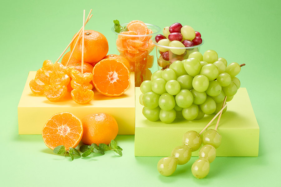 インバウンド特化型衛星店として初の「フルーツ串」を販売