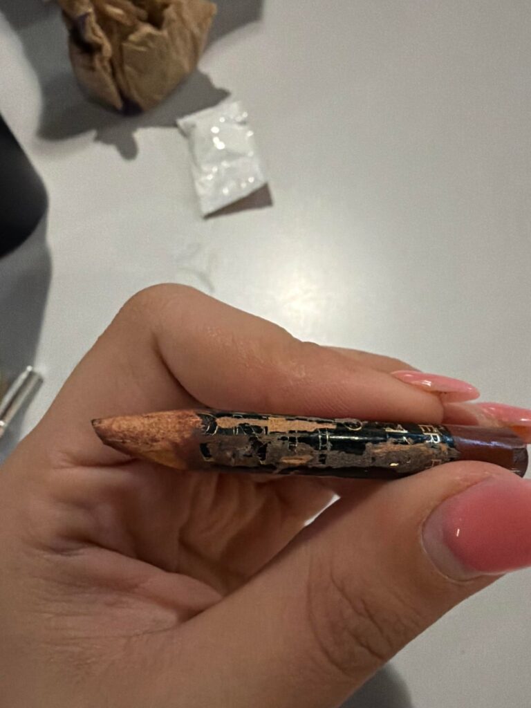 ドイツ、アーヘンのリップ ライナーのブランドを特定 1980 ～ 1990 年に購入