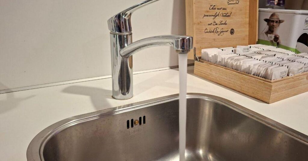 若者は水道水に不信感 水道会社が警鐘を鳴らす