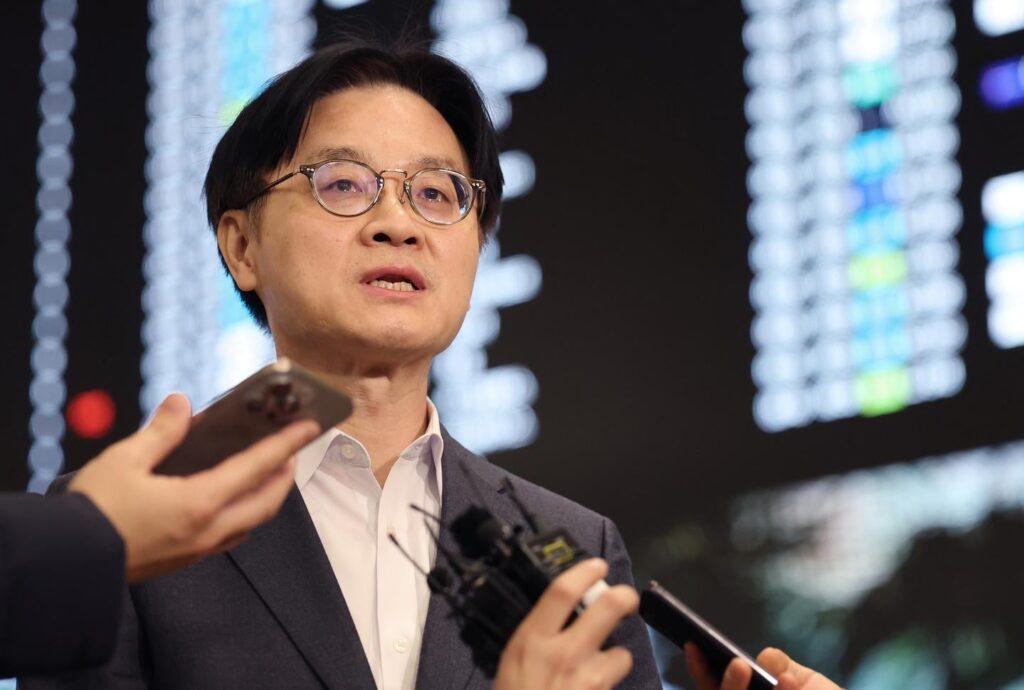 誤解を解くための政府の全力の努力にもかかわらず、トランプ大統領は対韓国関税引き上げに動く