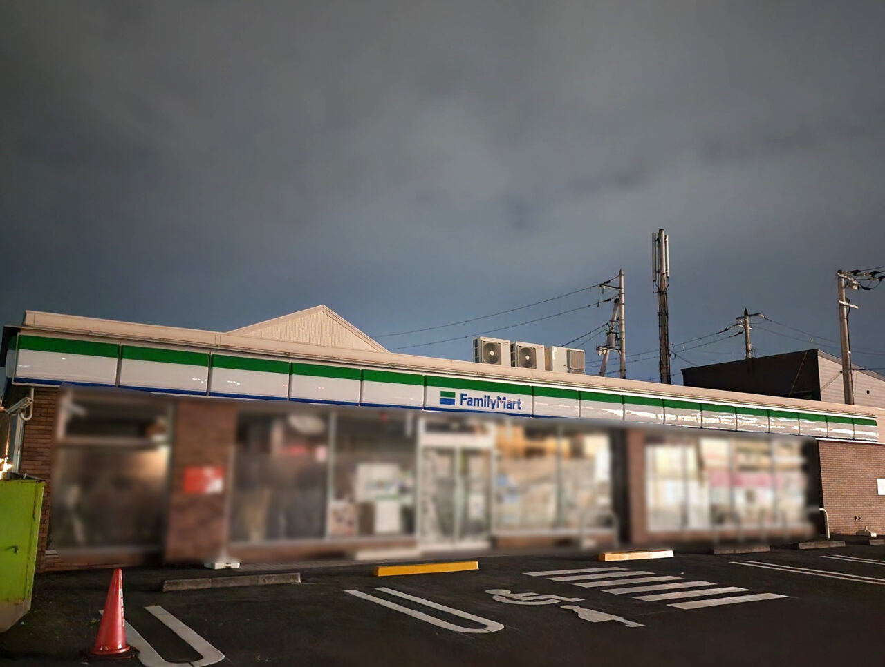 「ファミリーマート徳島北矢三町店」店舗外観