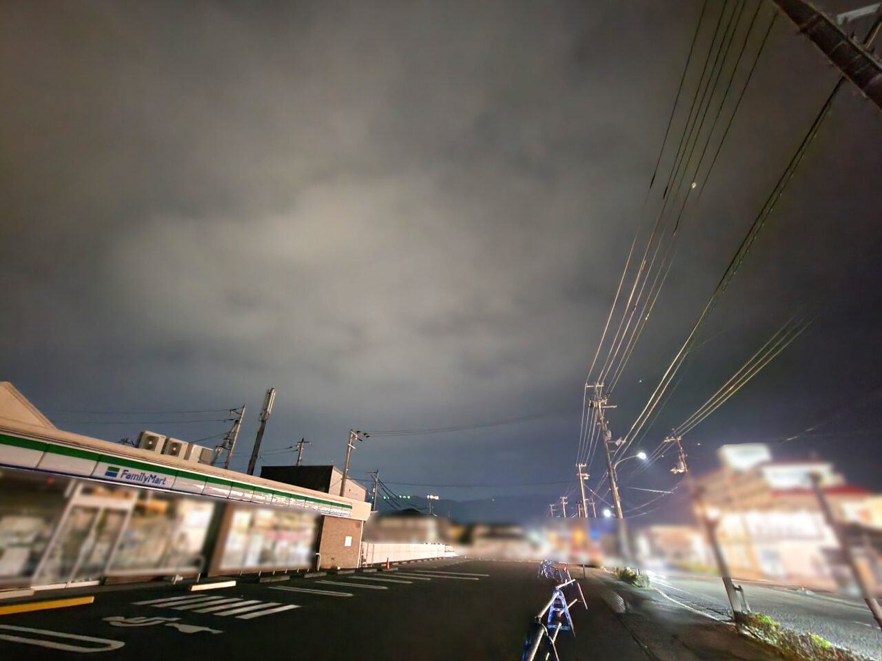 「ファミリーマート徳島北矢三町店」店舗外観＆周辺環境