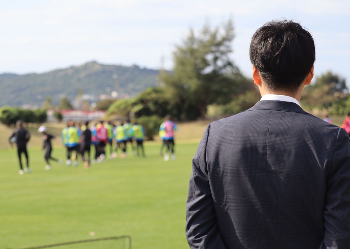 FC琉球全力応援企画！池田廉選手おかえり！再加入を示唆していた？「背番号８」のユニフォームがもたらしたプチ奇跡 …