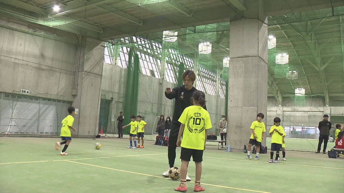 【ベンガラの誇り集結!FC琉球 選手名鑑2026】「選手と指導者の二刀流」ミスター琉球 MF 富所悠