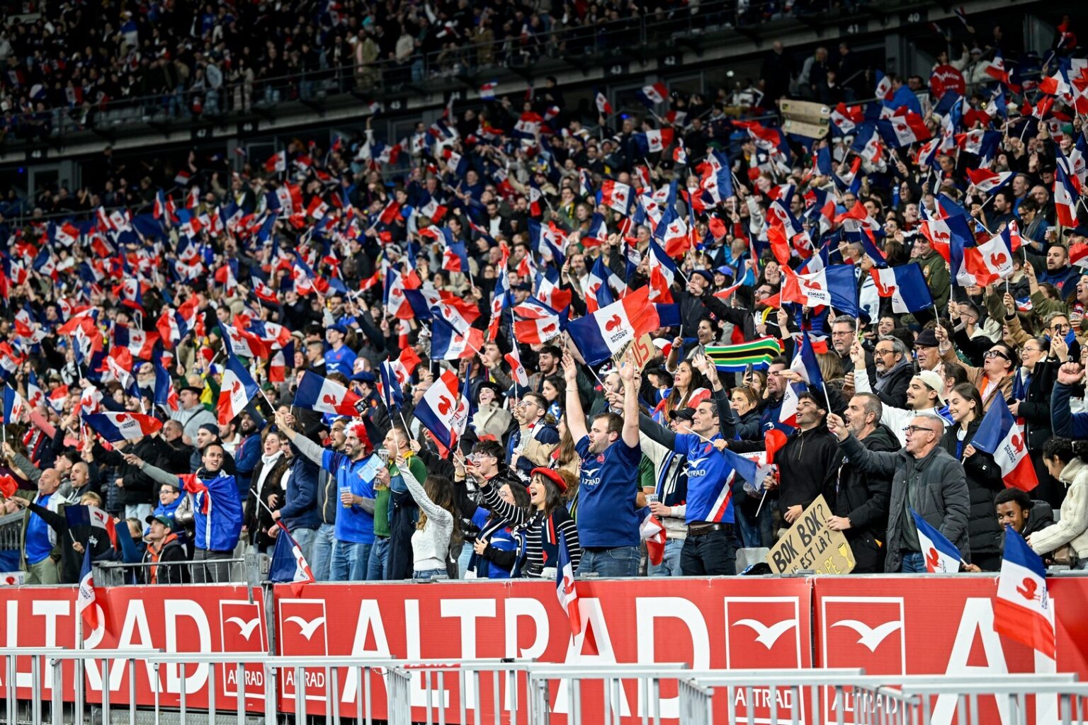 フランスがシックス・ネイションズでウェールズを圧倒し、ラグビーグランドスラムを目指す – – Gamereactor フランスがシックス・ネイションズでウェールズを圧倒し、ラグビーグランドスラムを目指す - - Gamereactor