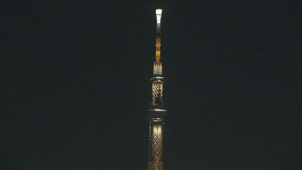 【速報】東京スカイツリーのエレベーターが急降下 地上30メートル付近で緊急停止し15人から20人ほど閉じ込めか 展望室に600人取り残されているという情報も