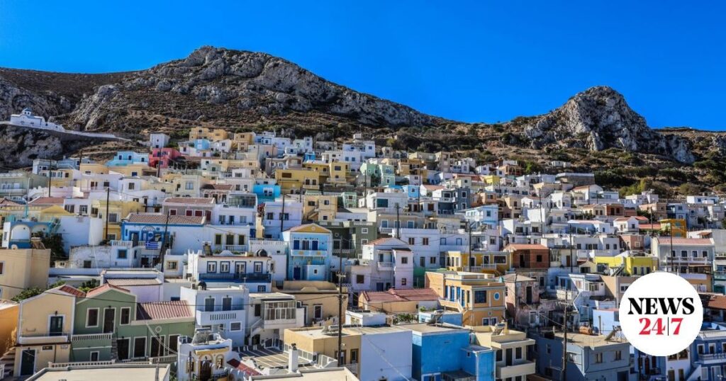 カルパトス: 市長を調べて罰金を課した。それから彼女は席を離れた