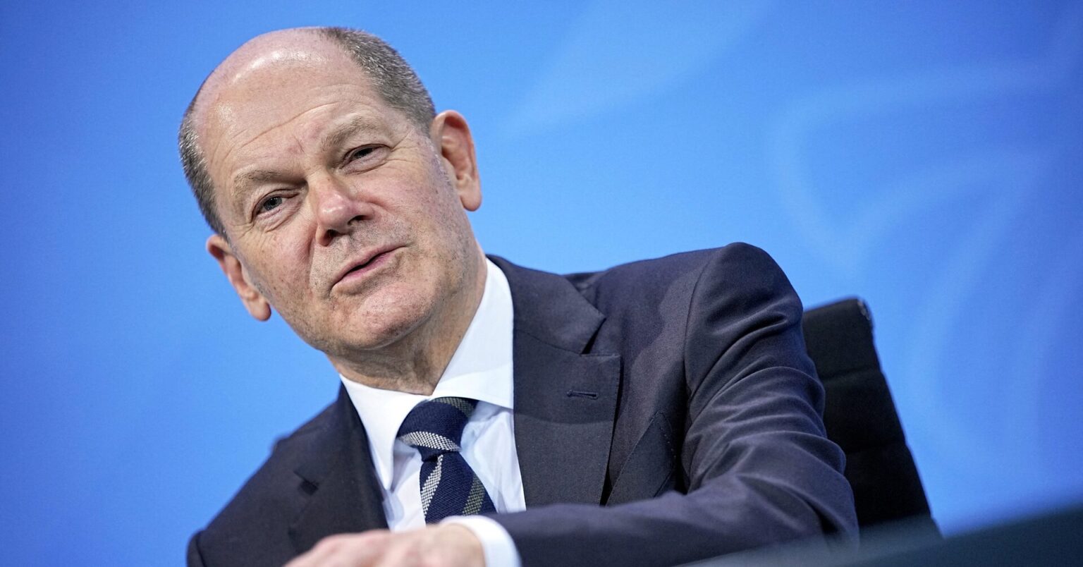 Europe can have growth and solid finances, Scholz tells Macron in Paris Europe can have growth and solid finances, Scholz tells Macron in Paris