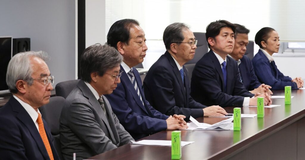 中道改革連合の野田佳彦・斉藤鉄夫両共同代表が辞意表明 衆議院選挙惨敗で引責 - nikkei.com