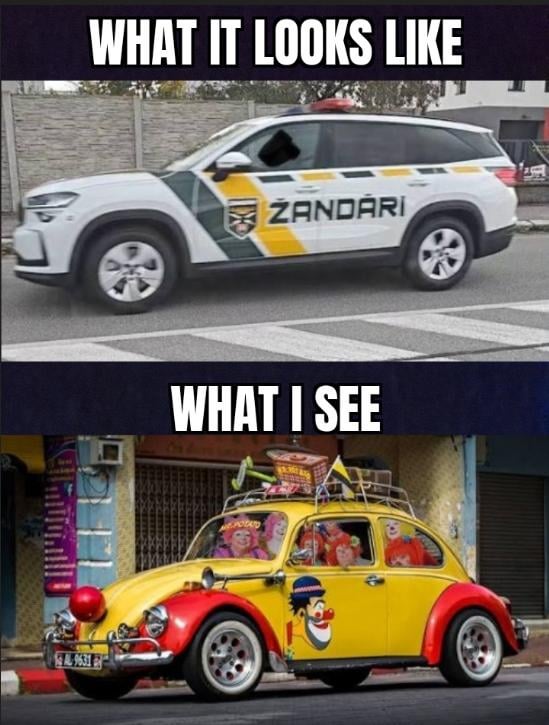 それらは同じ写真です