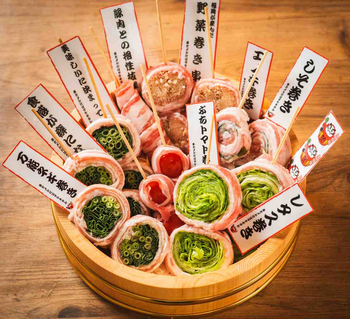 駅から1分！サンキタに九州料理『串とメシにはサケキタル。神戸三宮駅前店』オープン [画像]