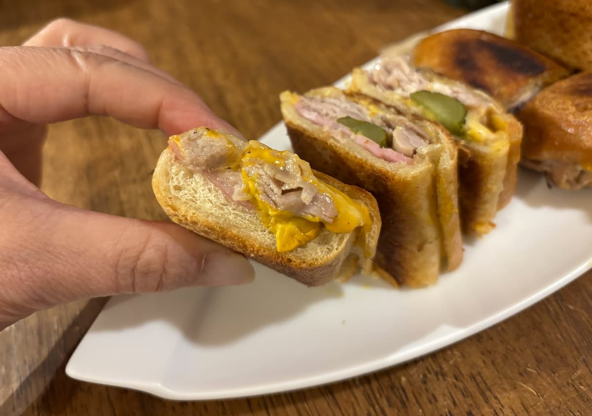 主人公に共感した元フレンチシェフが再現！神戸三宮でカリザクッなキューバサンド体験 [画像]