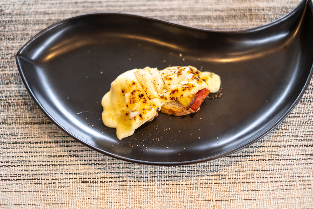 「ラクレットチーズ」