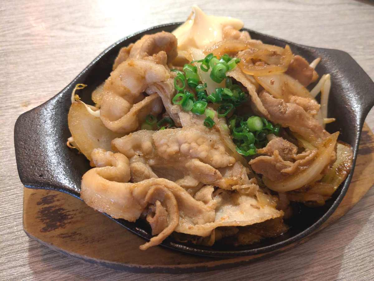 これで本当にワンコイン!?ランチのご飯・汁物おかわり自由 尼崎中央商店街の『#肉酒場にゃぶ』 [画像]