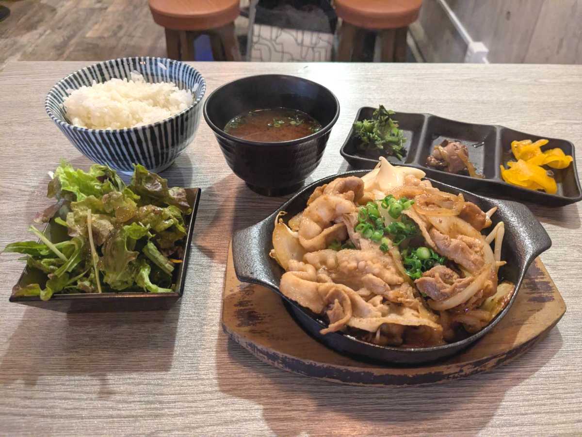 「生姜焼き定食」500円（税込）※10食限定