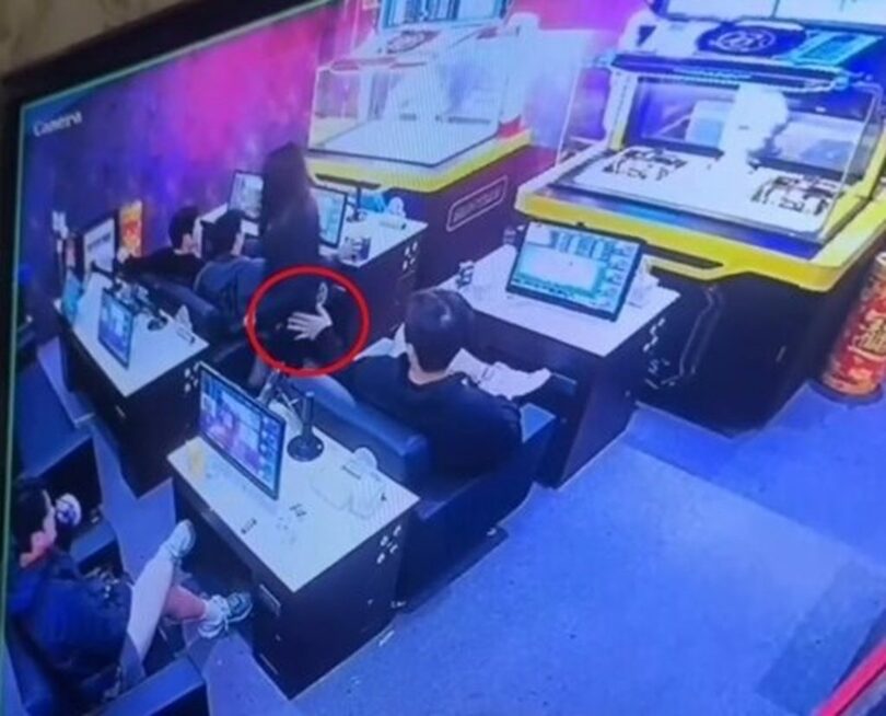 オンラインコミュニティに拡散された映像キャプチャ(c)news1