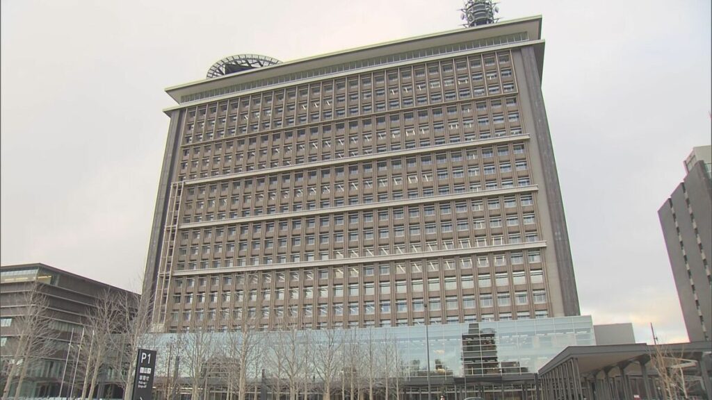 岐阜・各務原市の居酒屋で食事をした20代の女性客3人が食中毒 “カンピロバクター”検出 店を営業禁止処分に 県が「飲食店で生状態の鶏肉料理は避け、よく加熱された料理を」と呼びかけ – Locipo(ロキポ) 無料テレビ動画・見逃しネット配信サービス 岐阜・各務原市の居酒屋で食事をした20代の女性客3人が食中毒 “カンピロバクター”検出 店を営業禁止処分に 県が「飲食店で生状態の鶏肉料理は避け、よく加熱された料理を」と呼びかけ - Locipo(ロキポ) 無料テレビ動画・見逃しネット配信サービス