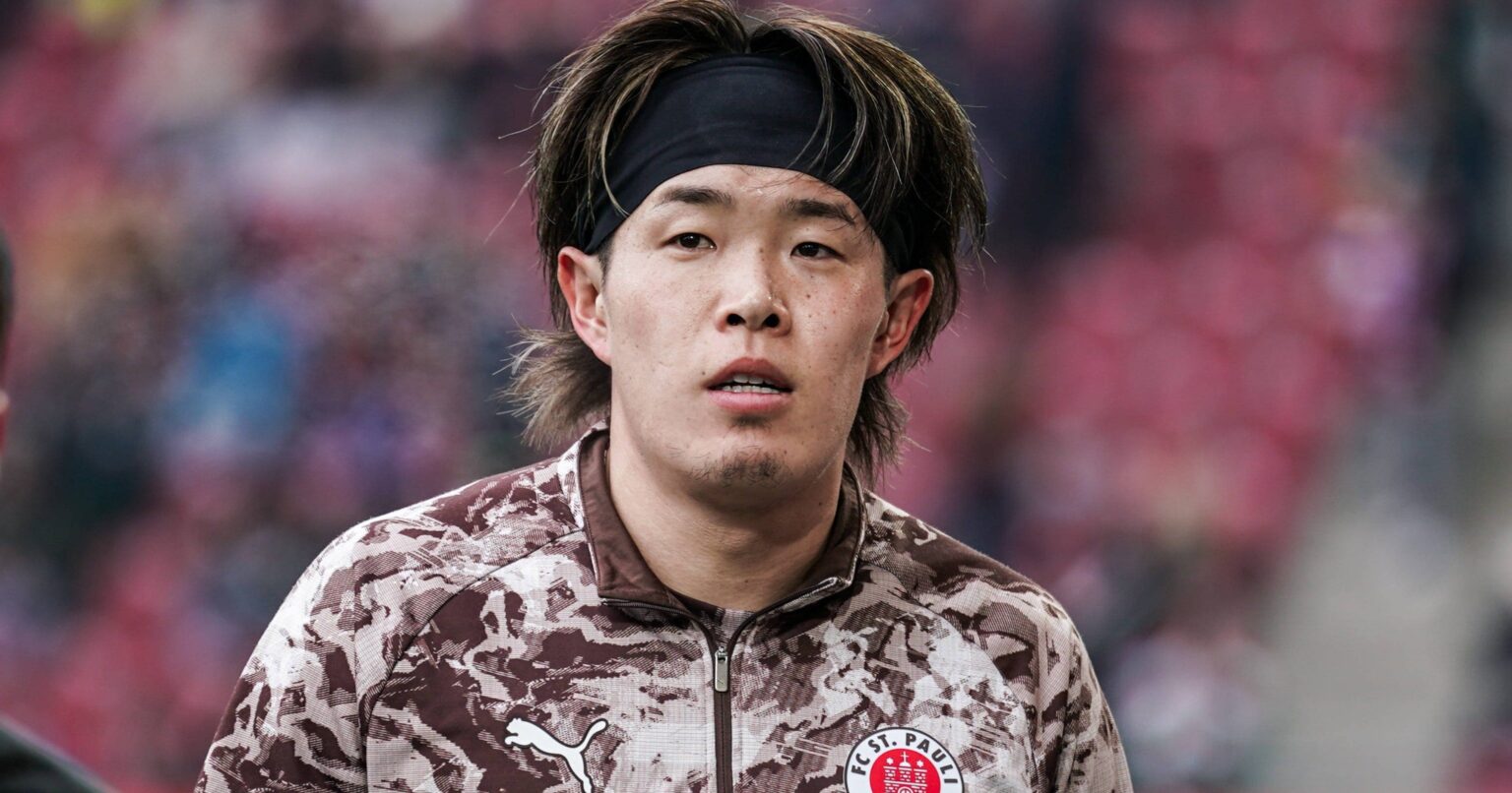 「自分は苦労人じゃない」5年前はJ3→日本代表→ドイツ電撃移籍…DF安藤智哉27歳の逆転人生「W杯は諦めていない」「言語は…優しい人がGoogle翻訳を」 - ブンデスリーガ - Number Web