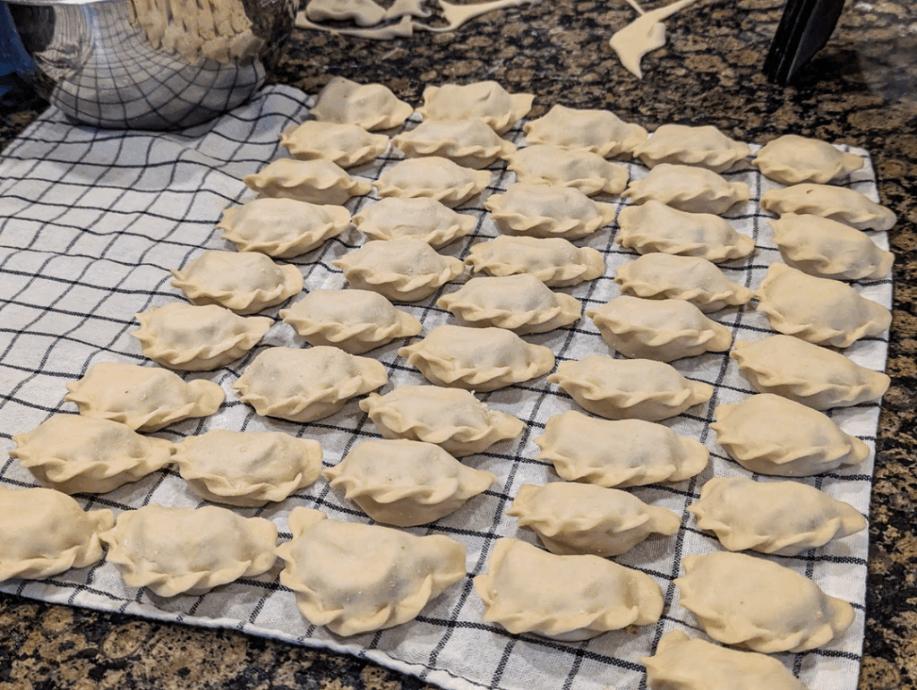 ピエロギがなくなったので、義母が追加で作ってくれました。
