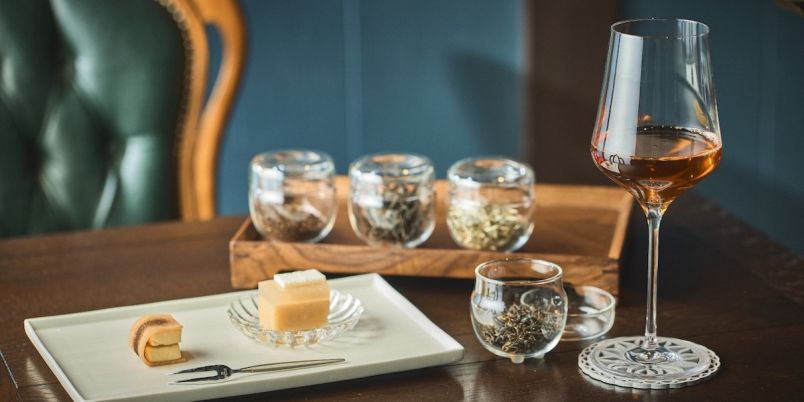 【京都】高級＆高品質なスリランカ紅茶が飲み放題⁉︎ 他にない極上体験ができる紅茶専門店「T-branch GARDEN」｜るるぶ&more.