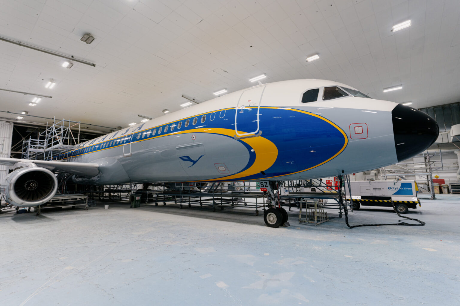 ルフトハンザドイツ航空、創立100周年を記念してロッキード・スーパースター塗装のA321を発表 | sky-budget スカイバジェット