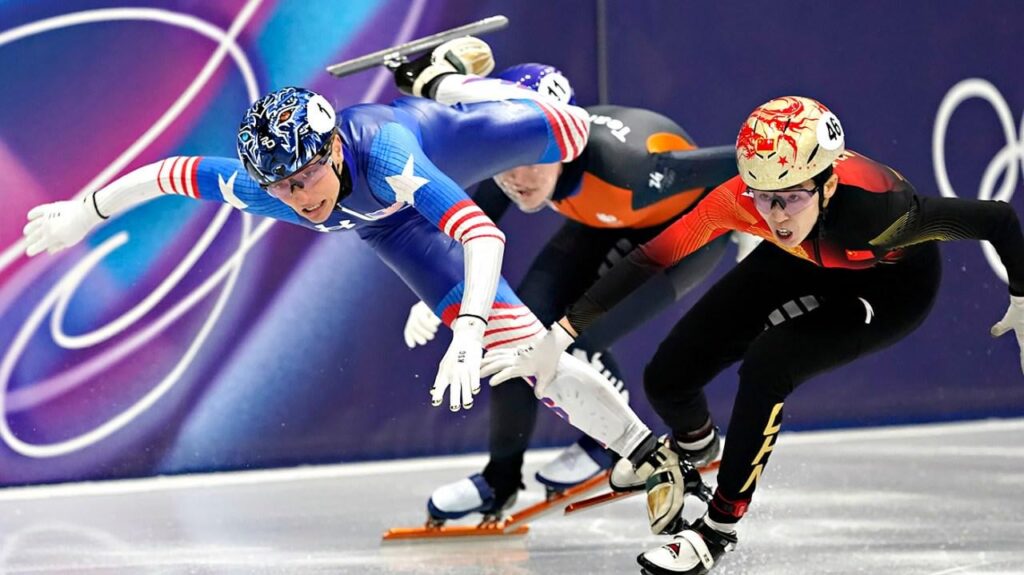 米国選手らがトランプ氏に反対する声を上げる中、オリンピックは政治的になる