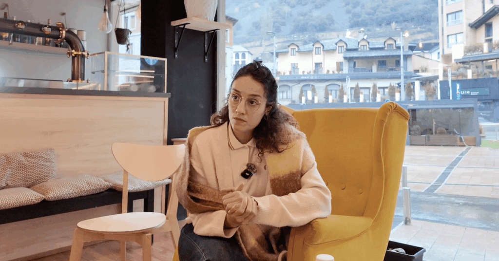 「言語政策を強化する必要がある」